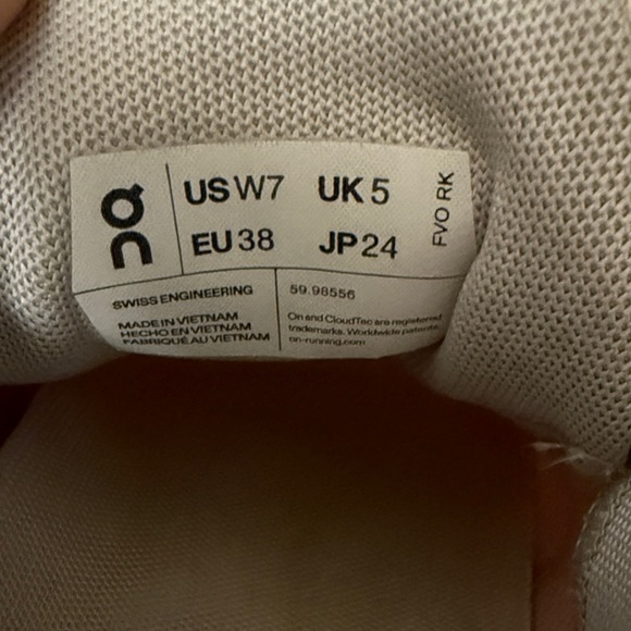 On Running Cloud X 2 Blush/Sand - Picture 6 of 6